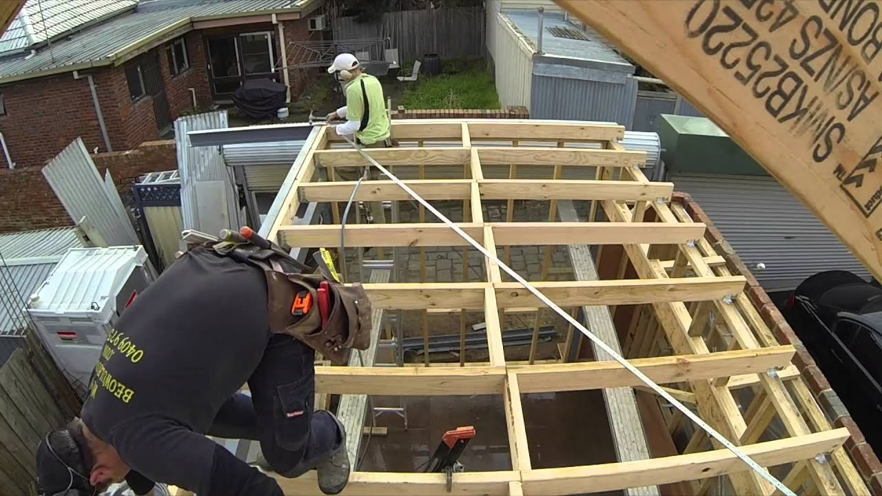Installing cross bracing to a skillion roof - YouTube