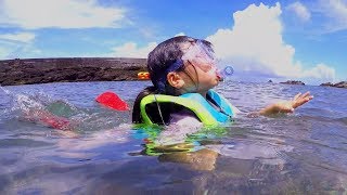 子供もシュノーケリングが楽しめる深島の海　Sea of Fukashima where kids can enjoy snorkeling.