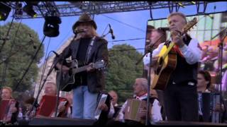 Wendel Adkins/Lindesnes trekkspillklubb - Okie from Muskogee chords