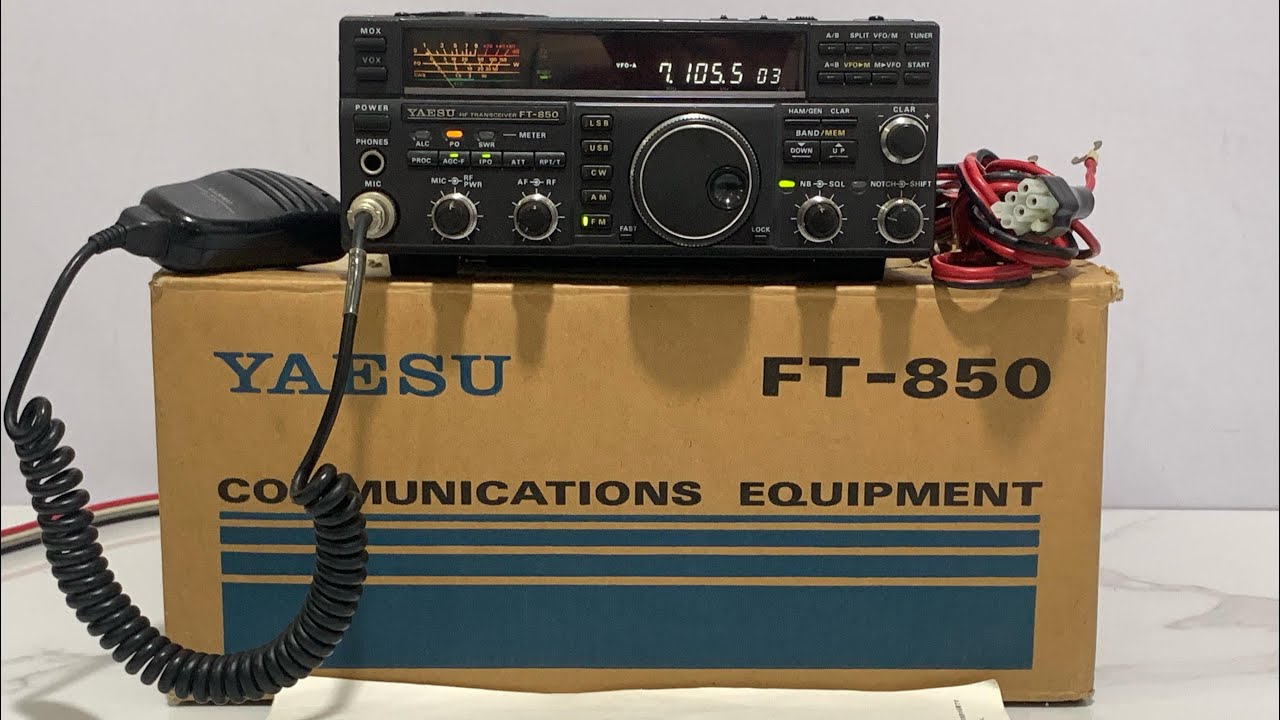 Yaesu FT-850 AT HF 150W Open Box - YouTube
