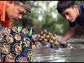 Wow Amazing Two Brother catch a lot of snails and cook with chili