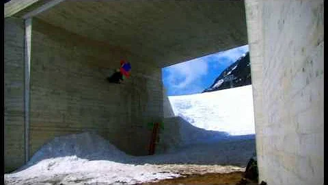 snowboard manglo moves julia baumgartner frontside...