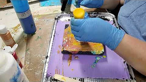 Textured Canvas 2-Glass Beads Gel