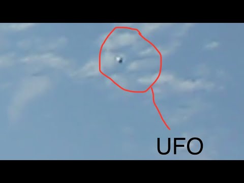 Silver sphere Ufo flying over Ventura Pt. 1 - YouTube