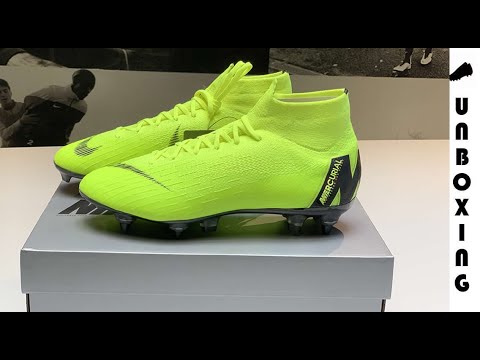 anybody here with wide feet had any success with mercurial vapor