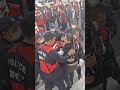 7人もの警視庁警察官 機動隊が落ち着かせています 29反 昭和の日 7人もの警視庁警察官 機動隊が落ち着かせています 29反 昭和の日