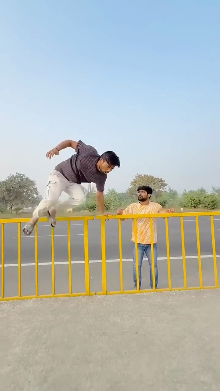 Puru se panga galat le liya #comedy #youtubeshorts #shortsfeed #cutebaby #shorts
