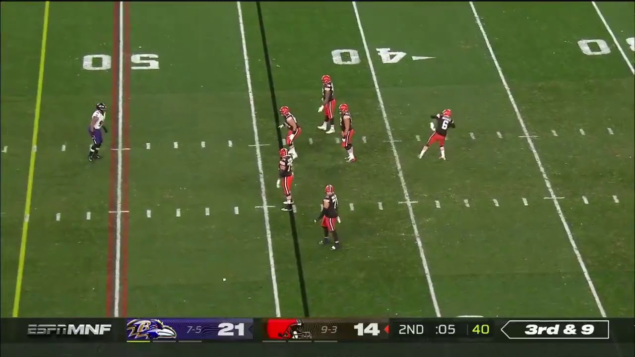 Baker Mayfield throws the ball 70 yards (and Chuck Clark gets destroyed