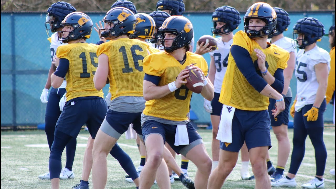 Highlights from WVU's first open practice of spring - YouTube