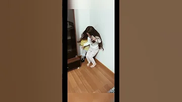 علمو اطفالكم كيفية التصرف عند حدوث زلزال حفظنا الله واياكم من كل سوء زلازل زلزال Shorts 