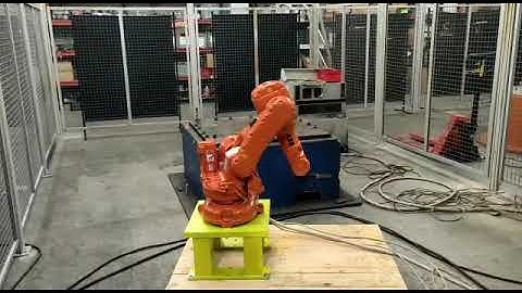Abb IRB140 M2004 irc5 controller in EUROBOTS