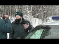 ГРЯЗНЫЙ ИНСПЕКТОР НЕСЁТ СЛУЖБУ В КРАСНОУРАЛЬСКЕ/ ОТКАЗАЛСЯ ПРИНИМАТЬ ЗАЯВЛЕНИЕ.