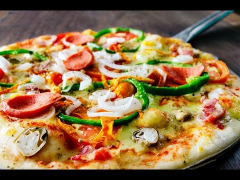 Video: Lớp Vỏ Mỏng Là Cơ Sở Tốt Nhất Cho Bánh Pizza Ý