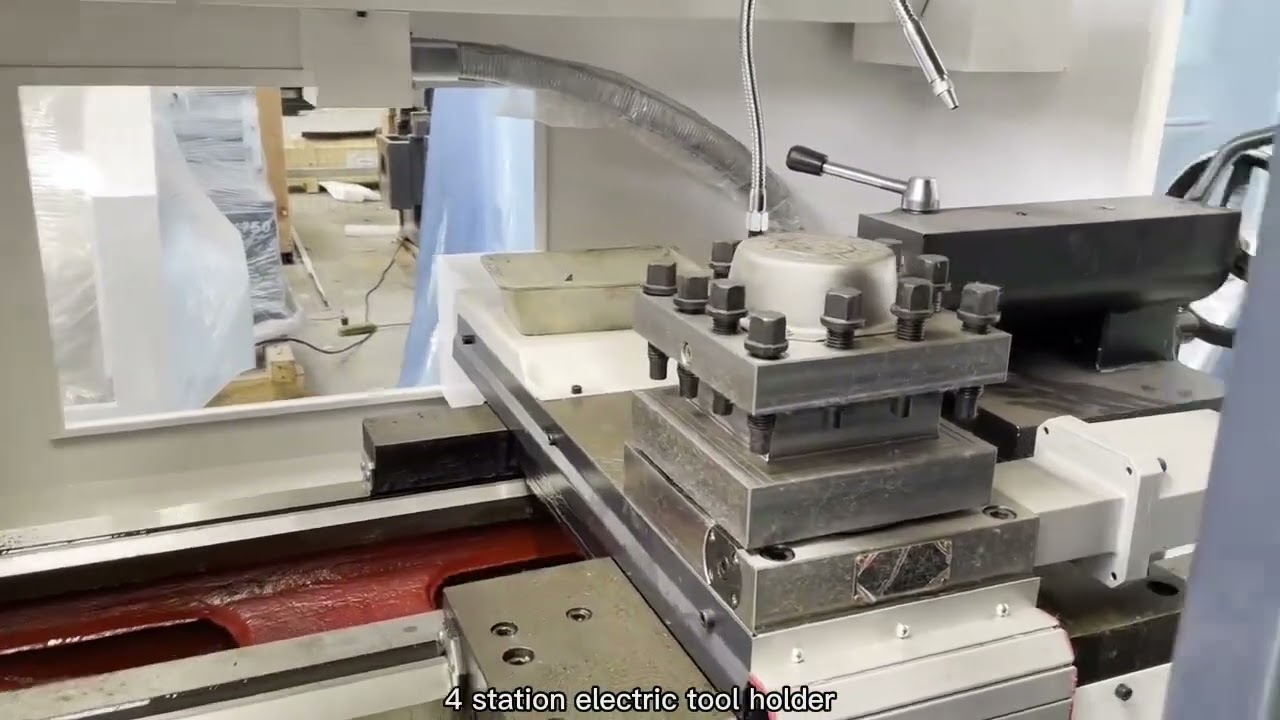 CNC lathe machine  with GSK system  Manual chuck,4 station electric tool post