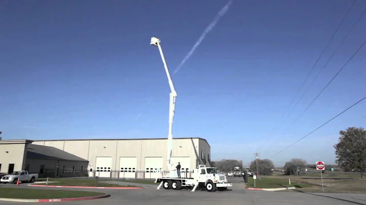 Utility Fleet Sales - Altec AM900 Bucket Truck Video