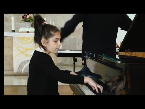 ELISABED VASADZE  17 მაისი, 2022