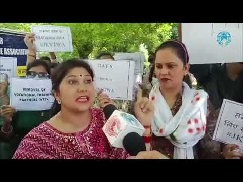 Vocational Trainers demand Job policy | Protest In Jammu