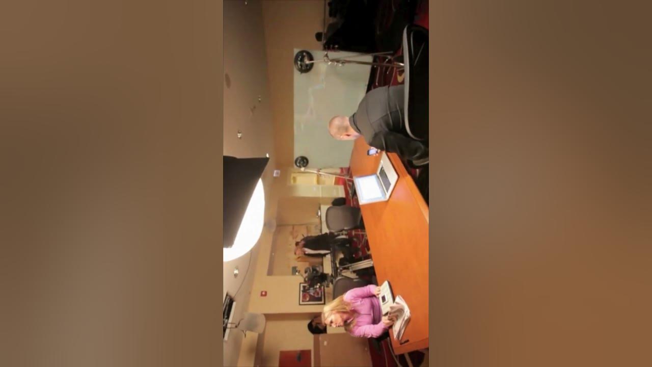 📺🔄 Rotate your phone to see Polyvision glass in action on the set of ...