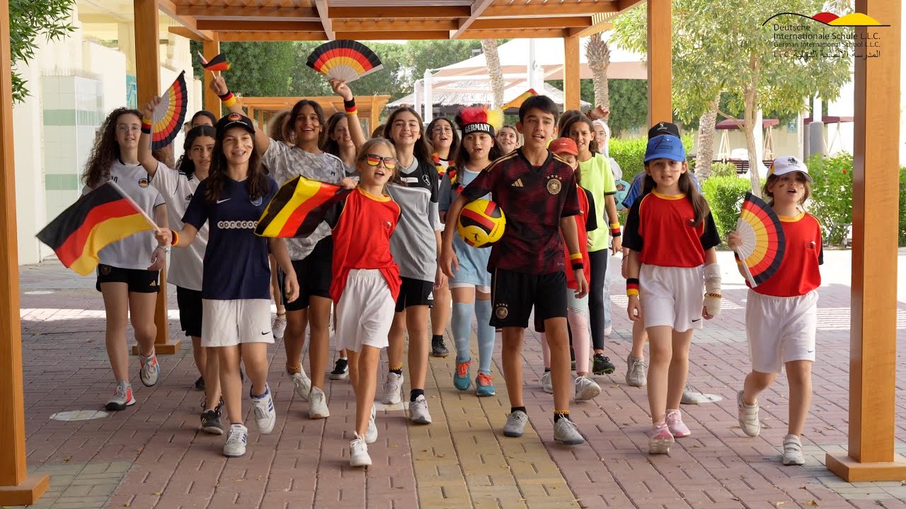 Waka Waka (Shakira) World Cup Medley by PopChoir feat. BASSICELLI