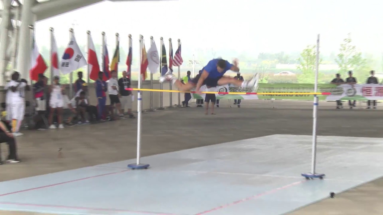 Florian Petitcollin vice world champion in inline freejump - Nanjing ( China ) - Roller Games