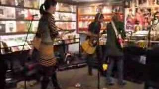 Tilly &amp; The Wall \ 2 @ Reckless Records