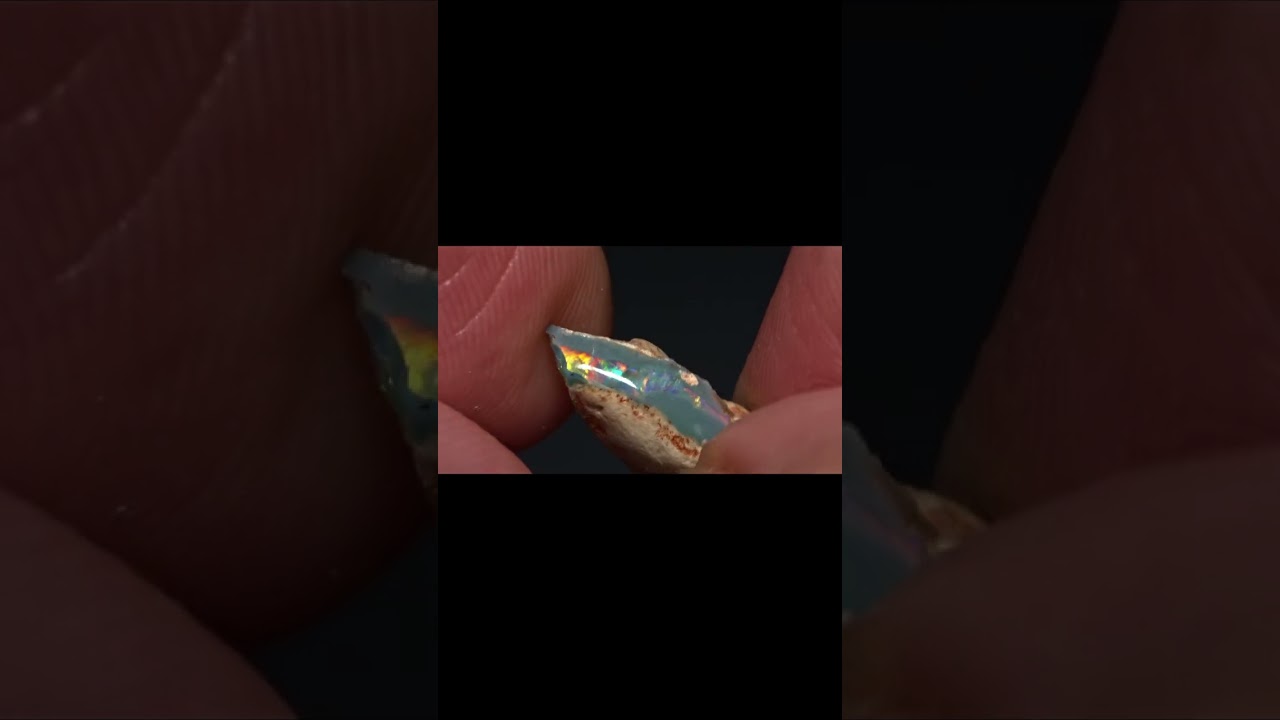 I can't believe how bright this uncut opal is! 