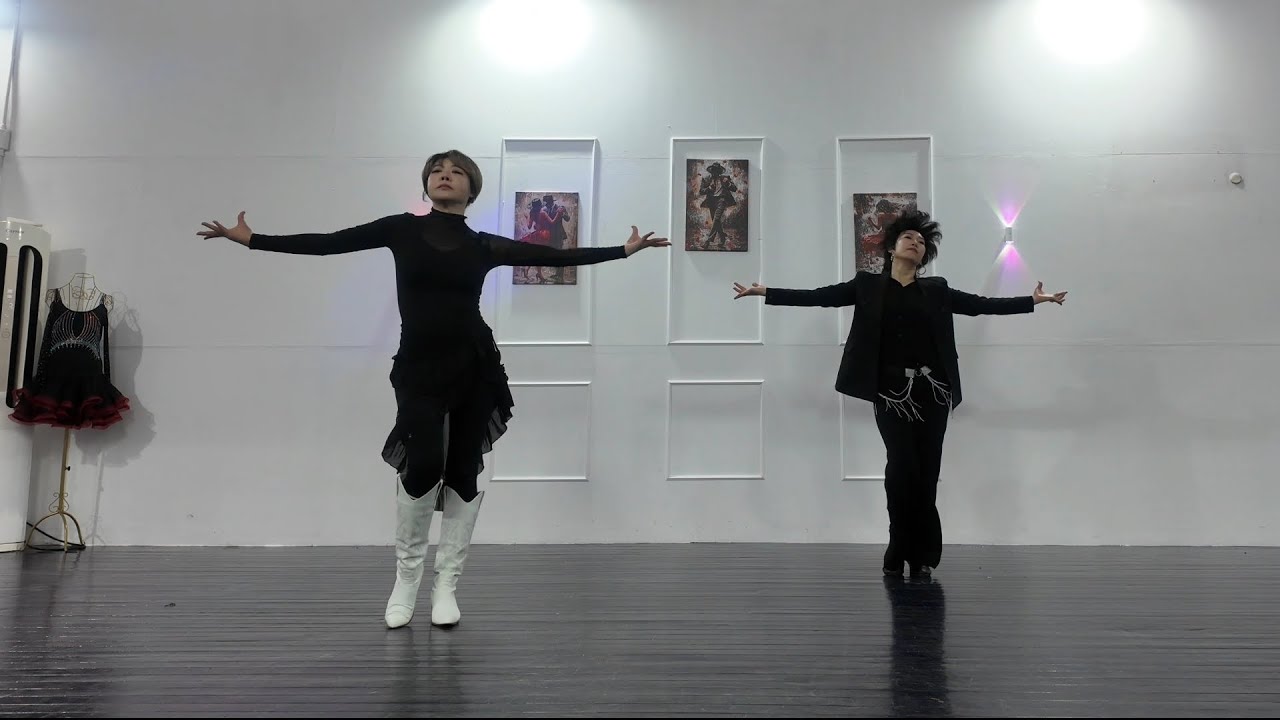 아직도 그렇게 추세요? 포인트가 중요해요 | Sticks and Stones  라인댄스”