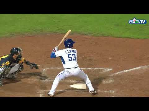 06/14 兄弟 vs 富邦 八局下，兄弟說好不打臉的，黃鈞聲遭擦棒球擊中面罩倒地