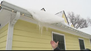 Tips for dealing with ice dams and icicle buildups on your gutters