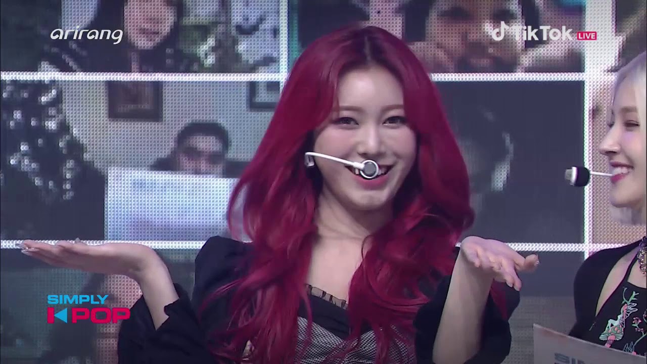 [ Simply KPOP Concert ] MOMOLAND Full Performance (A CONTACT FREE ...