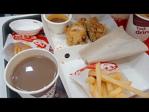 051026 happy weekend sa lahat kain kami ulit lunch sa labas