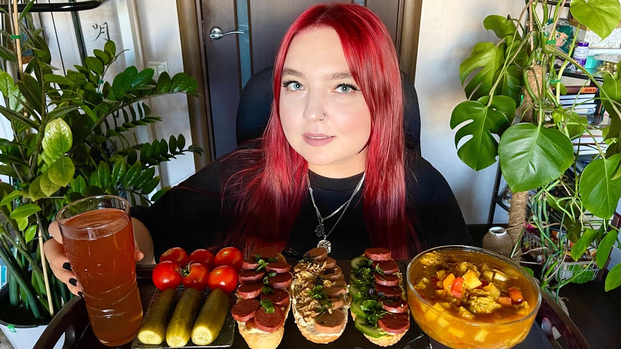 МУКБАНГ | Гуляш, бутерброды с колбасой | Mukbang | Goulash, sandwiches | Vegan