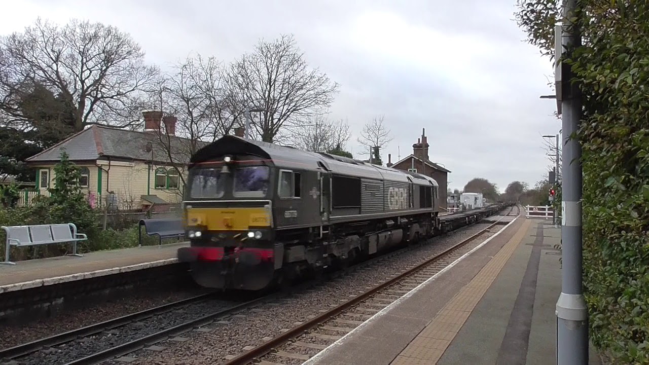 camera iphone 8 plus apk **4 Tone** Evening Star 66779 passes through Westerfield on 4L02: 08/12/2018