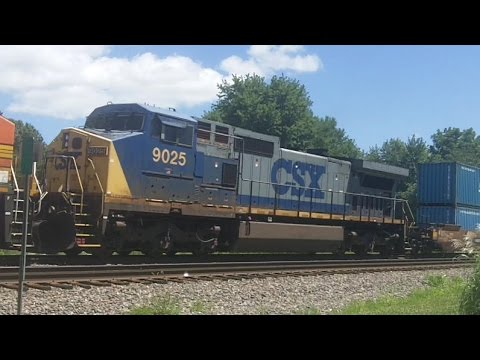 BNSF 5206 w/ CSX Dash 9 Leads Stack Train - YouTube