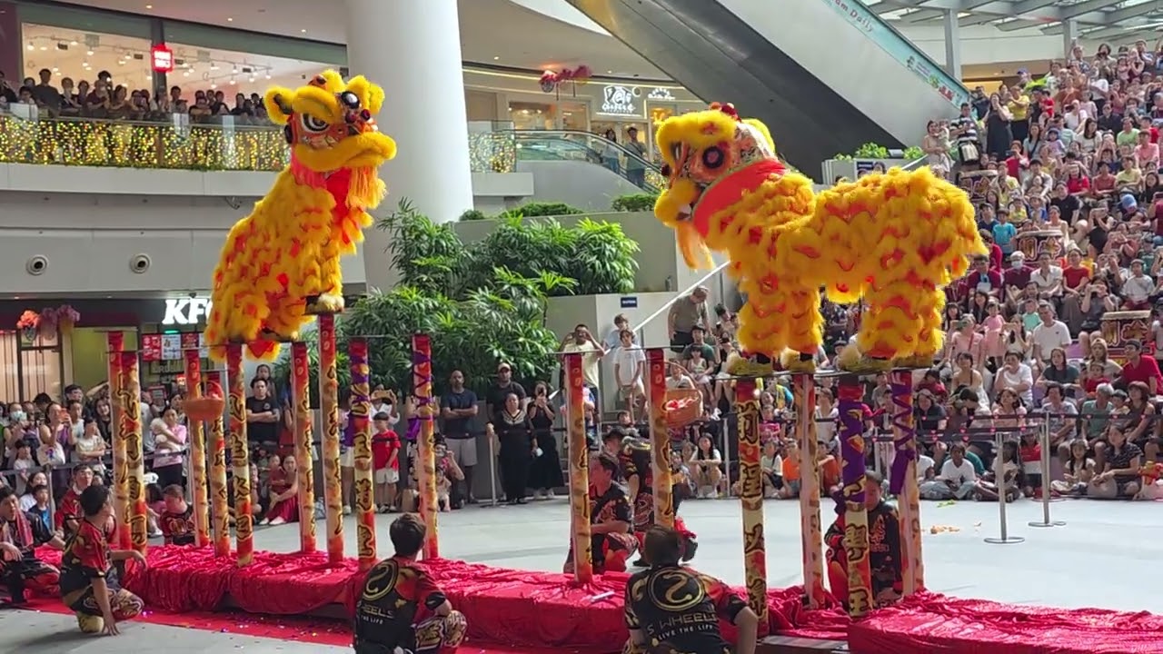 2026 Twin lion dance on high poles at Star Vista