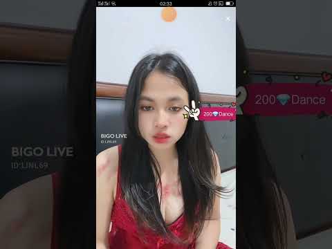 bigo live sambil kerokan gak sadar itunya kelihatan