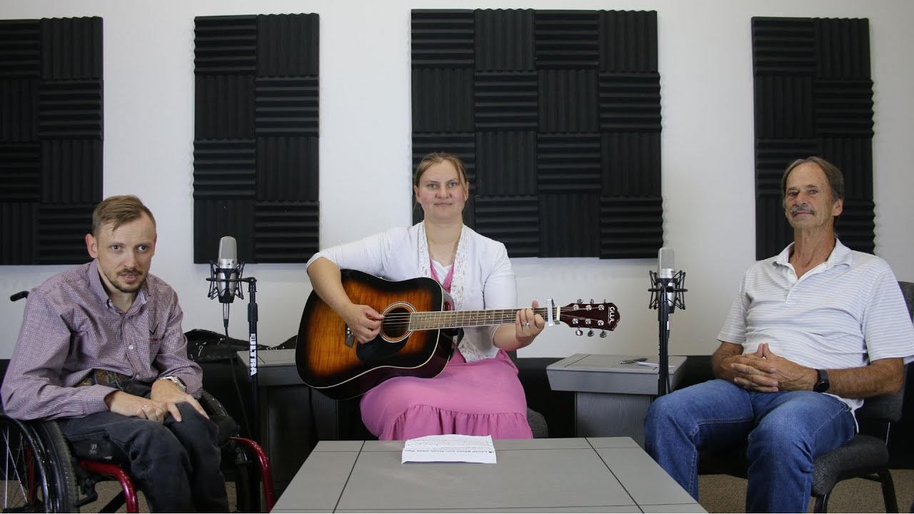 John un Neta Hiebert:Von Hoaten jlekjlich sennen