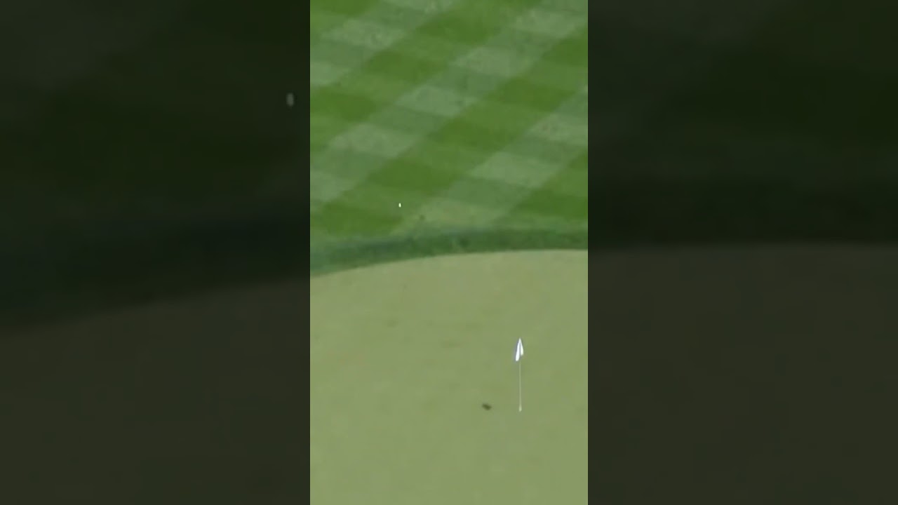 Unreal Long-Range Golf Shot With Electric Energy 