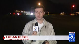 Woman escapes while suspect remains barricaded in SWAT standoff on Tunnel Blvd.