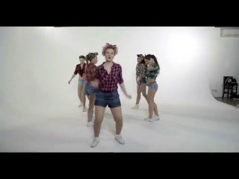 MASHA QUEEN - Crazy Russian Dolls (The making of)