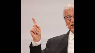 Bill Gates Predicts AI Will Replace Doctors & Teachers by 2035