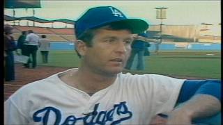 Former MLB pitcher Tommy John dead at 83