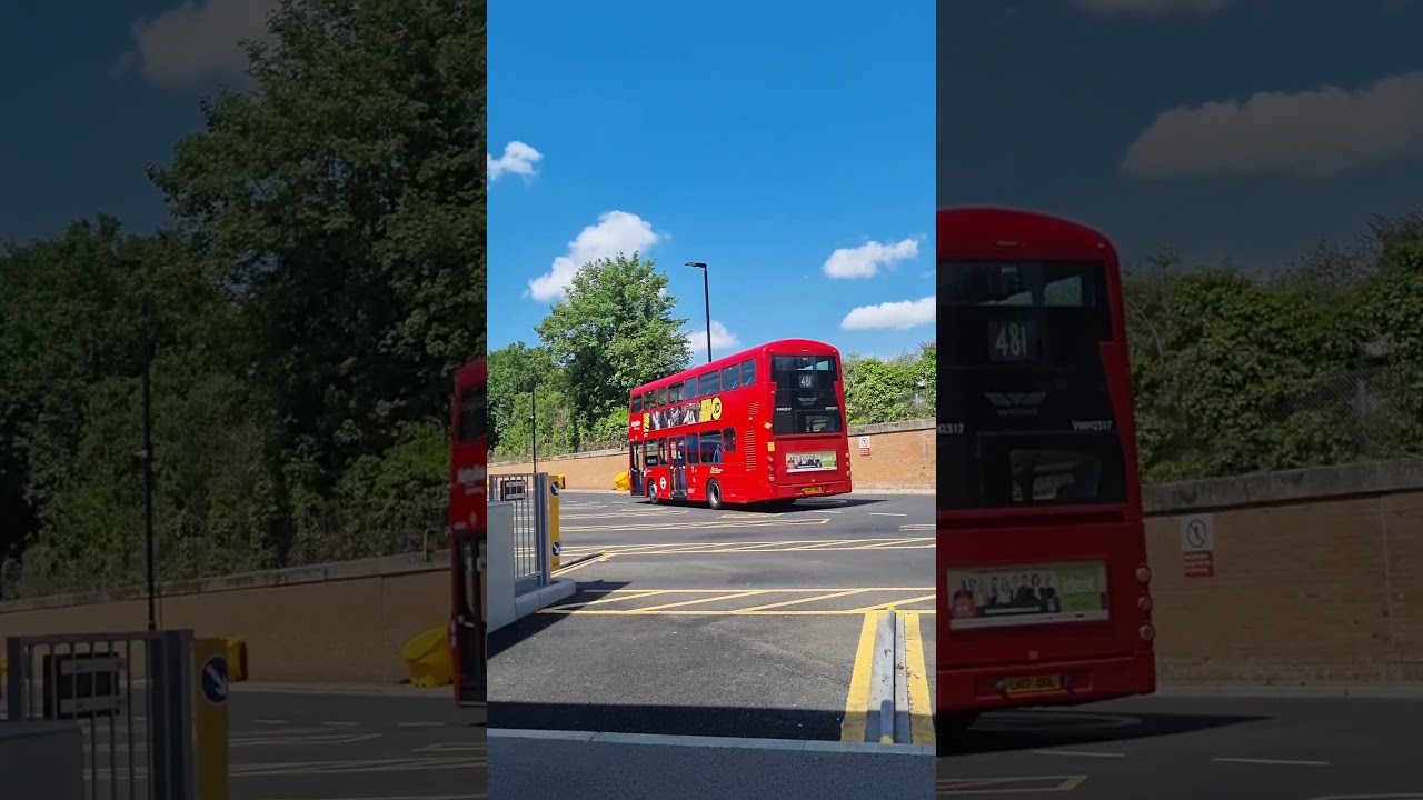 481 and 406 at Cromwell Road Bus Station