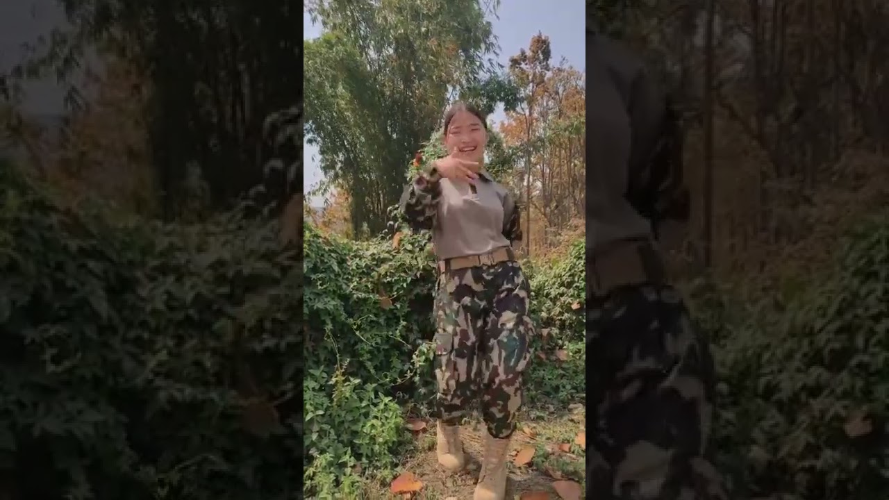 A Beautiful Girl in Nepal Army 🇳🇵😍 Dancing very good 👍Famous Song