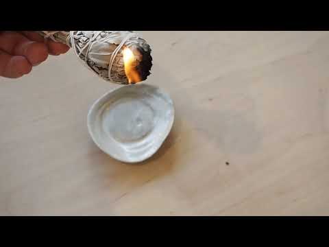 How to light a sage bundle