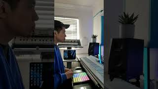 how to use Samples in Logic Pro x #musicproducer #beats #musicproductiontips #logicprox #plugins