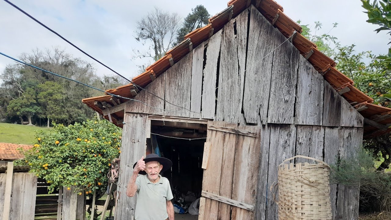 TENTE NÃO CHORAR 96 ANOS E VIVE SOZINHO NO SÍTIO