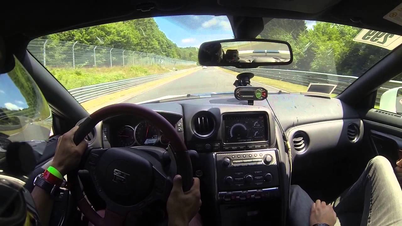 Nissan gtr taxi