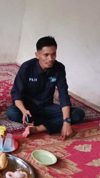 Dengan ikhlas, kita akan merasakan ketenangan. Ucap seseorang yg begitu berarti.