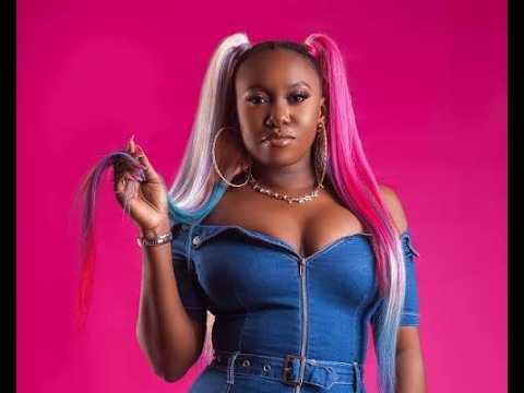 Niniola – Pain (Official Lyric Video)
